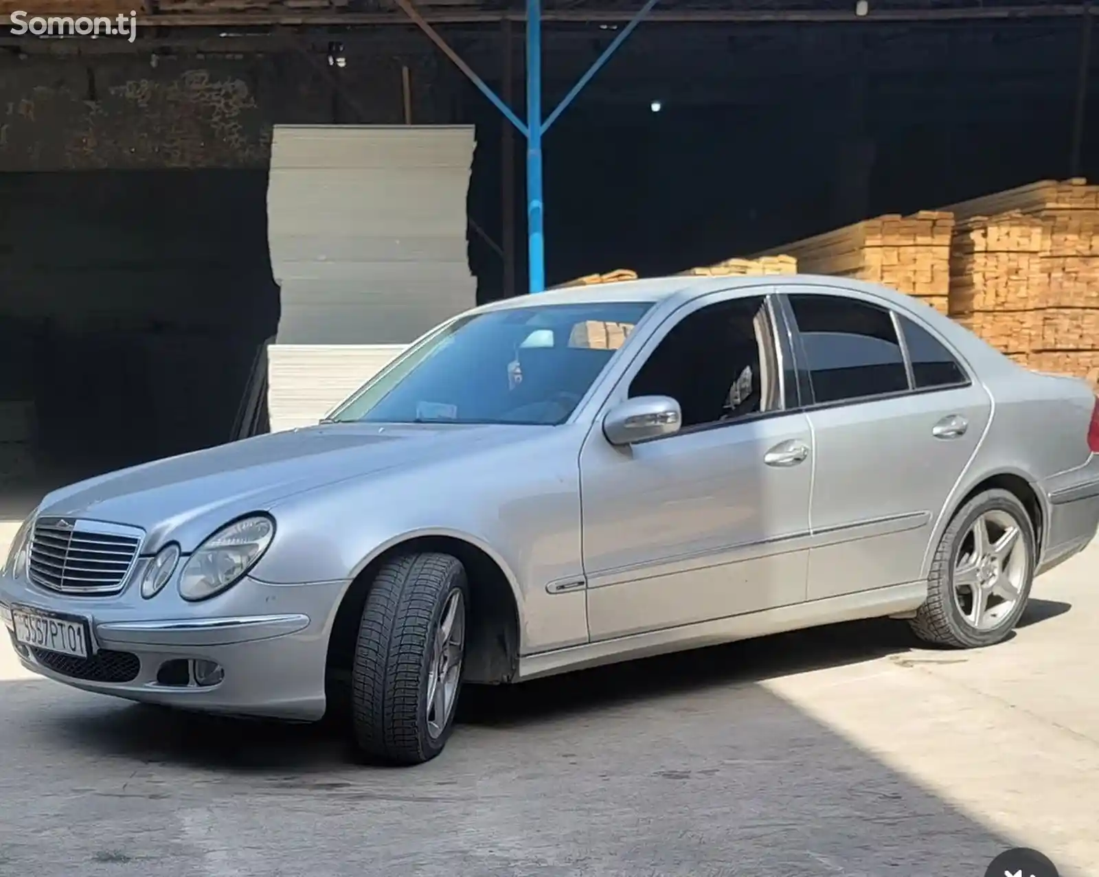 Mercedes-Benz E class, 2004-4