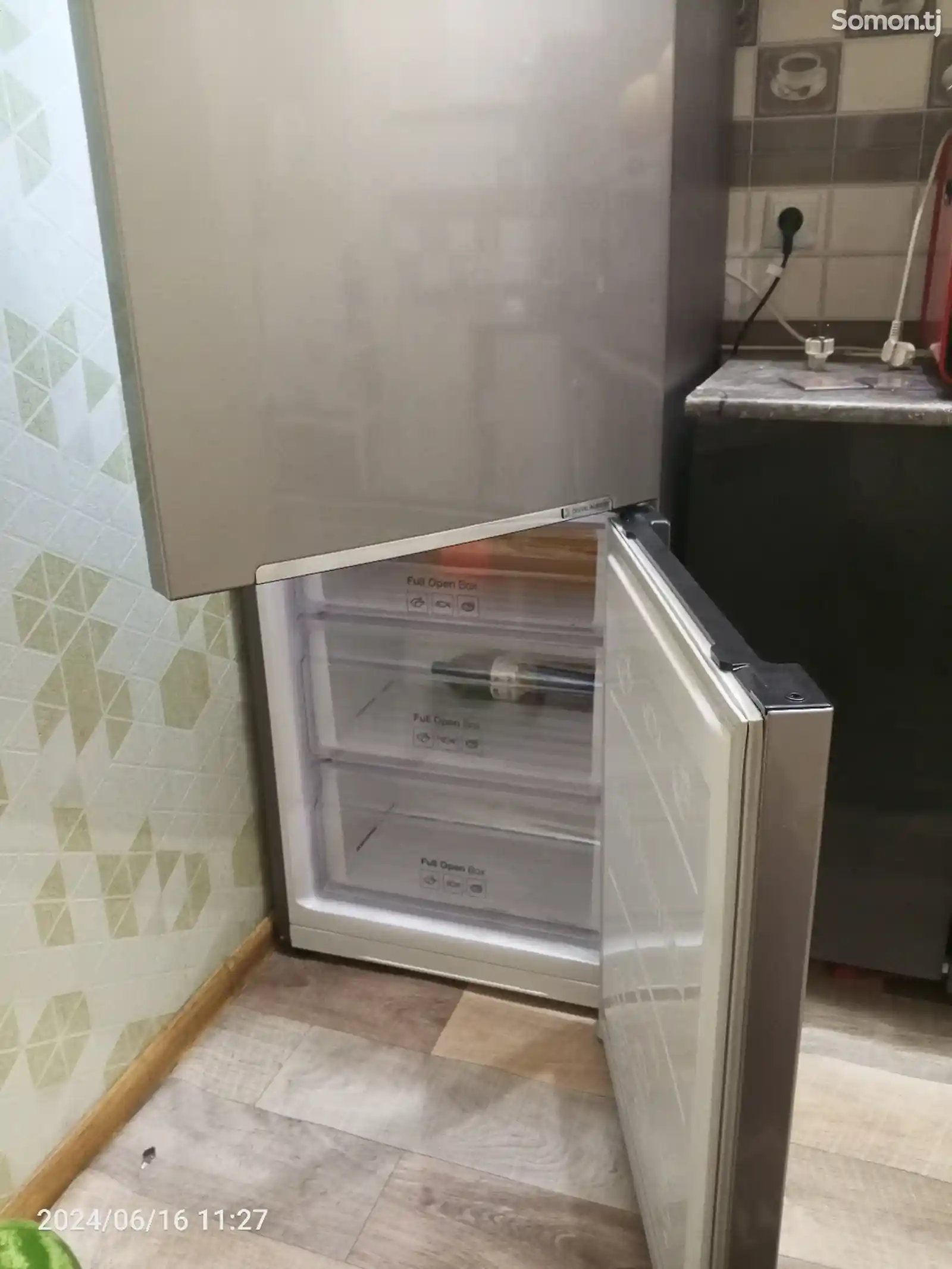 Холодильник Samsung сенсорный двухкамерный-15