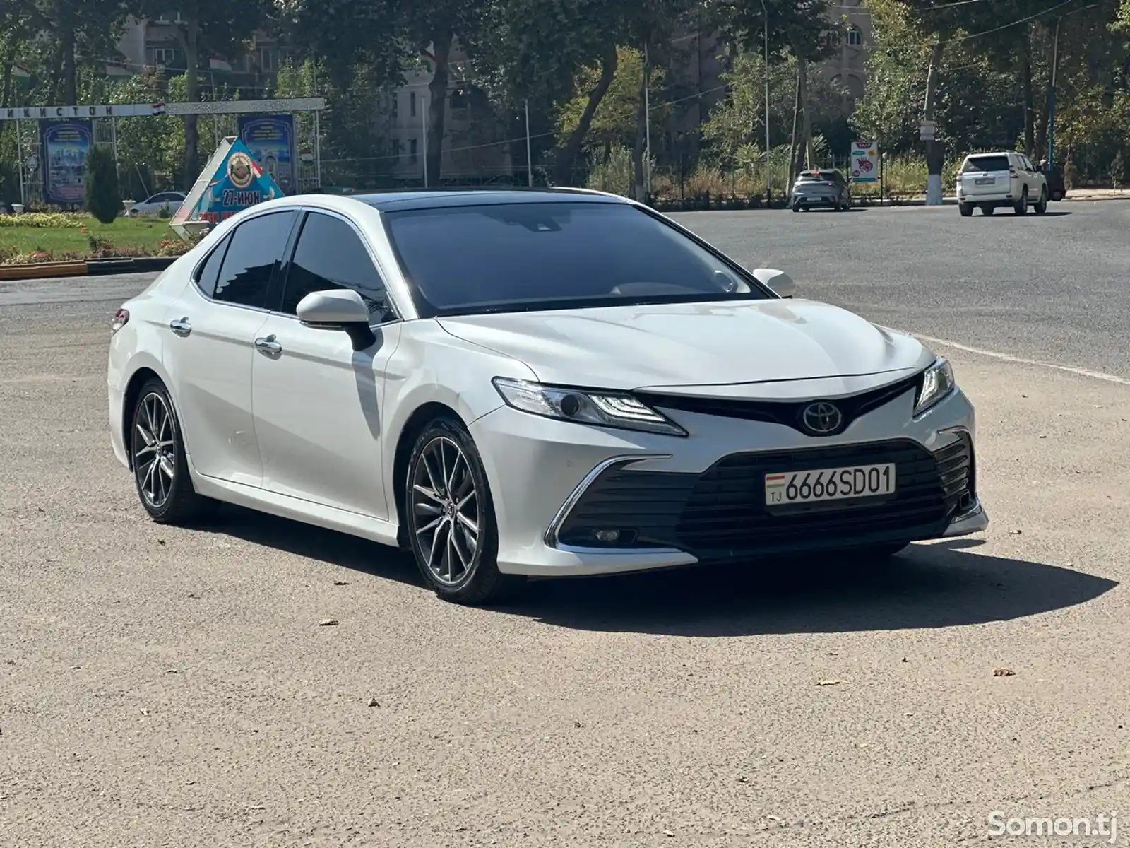 Toyota Camry, 2018-5