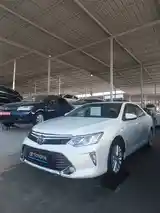 Toyota Camry, 2016-9