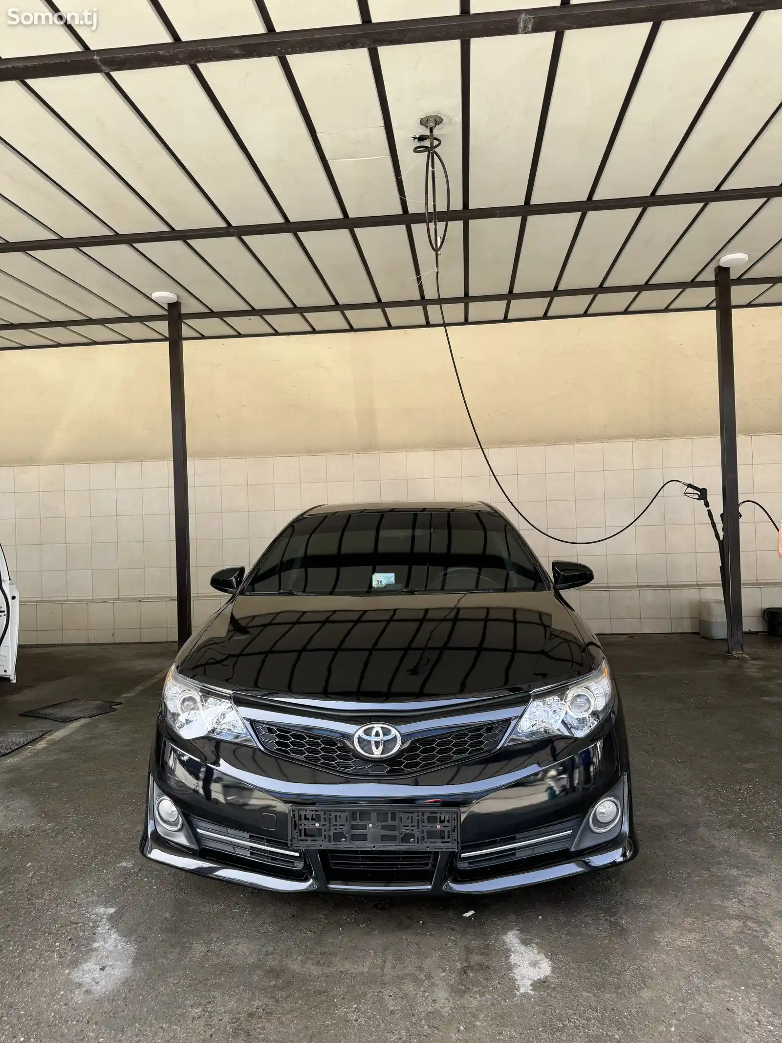 Toyota Camry, 2012-1