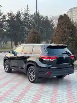 Toyota Highlander, 2019-6