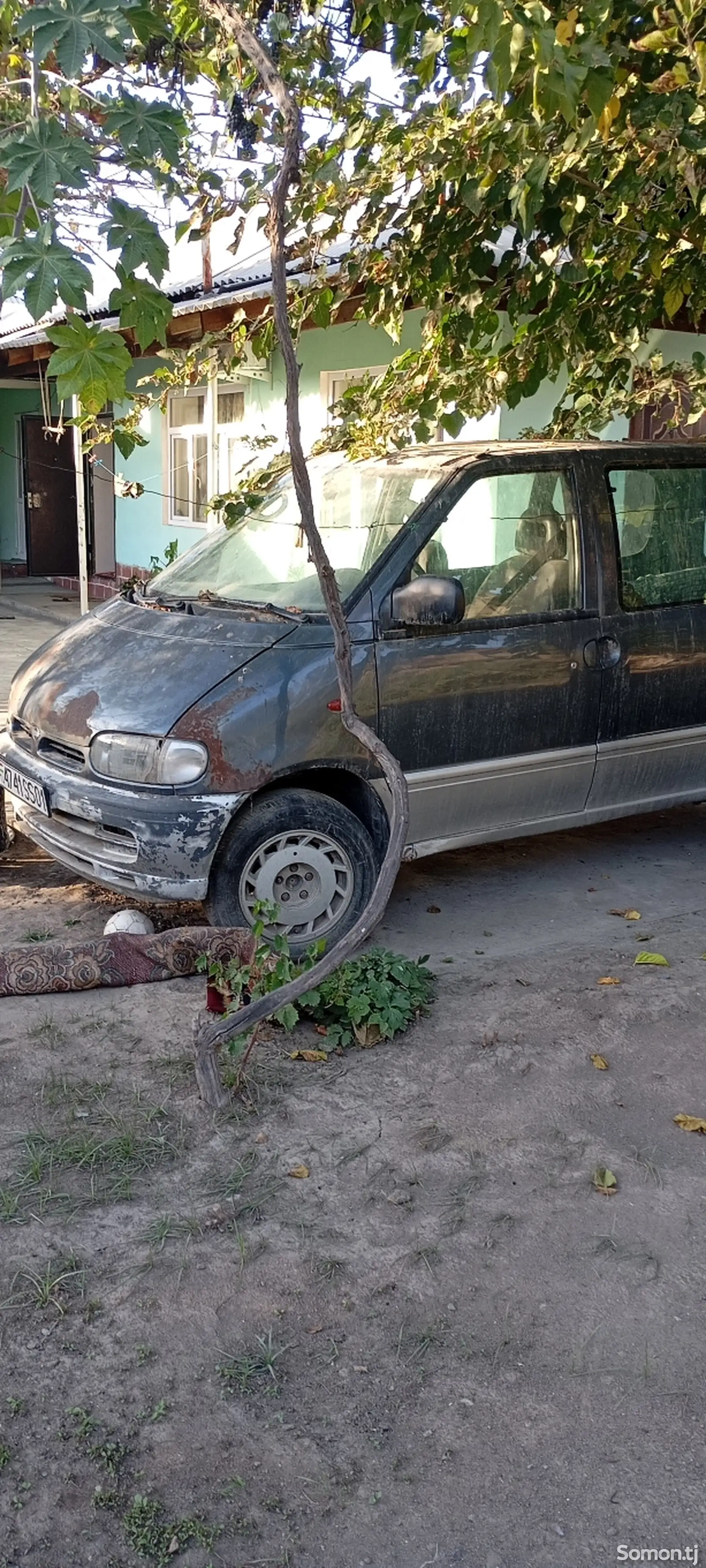 Nissan Serena, 1997-2