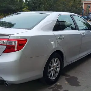 Toyota Camry, 2012