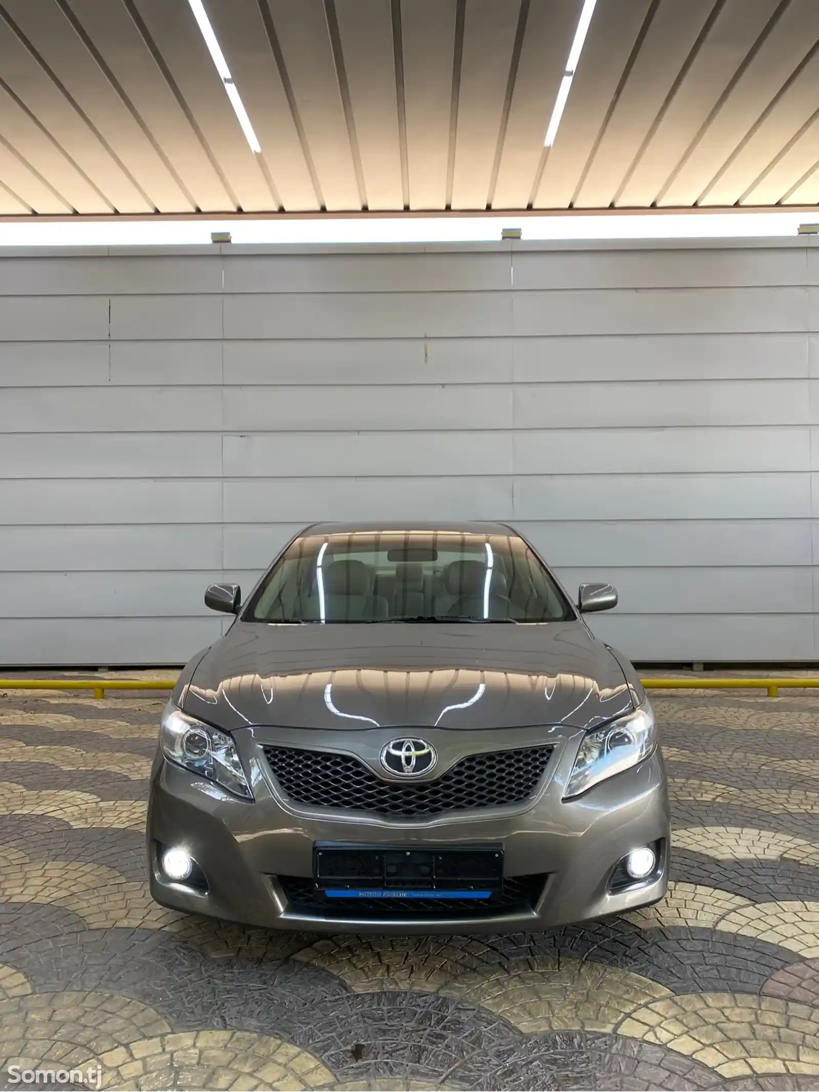 Toyota Camry, 2011-4