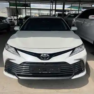 Toyota Camry, 2022