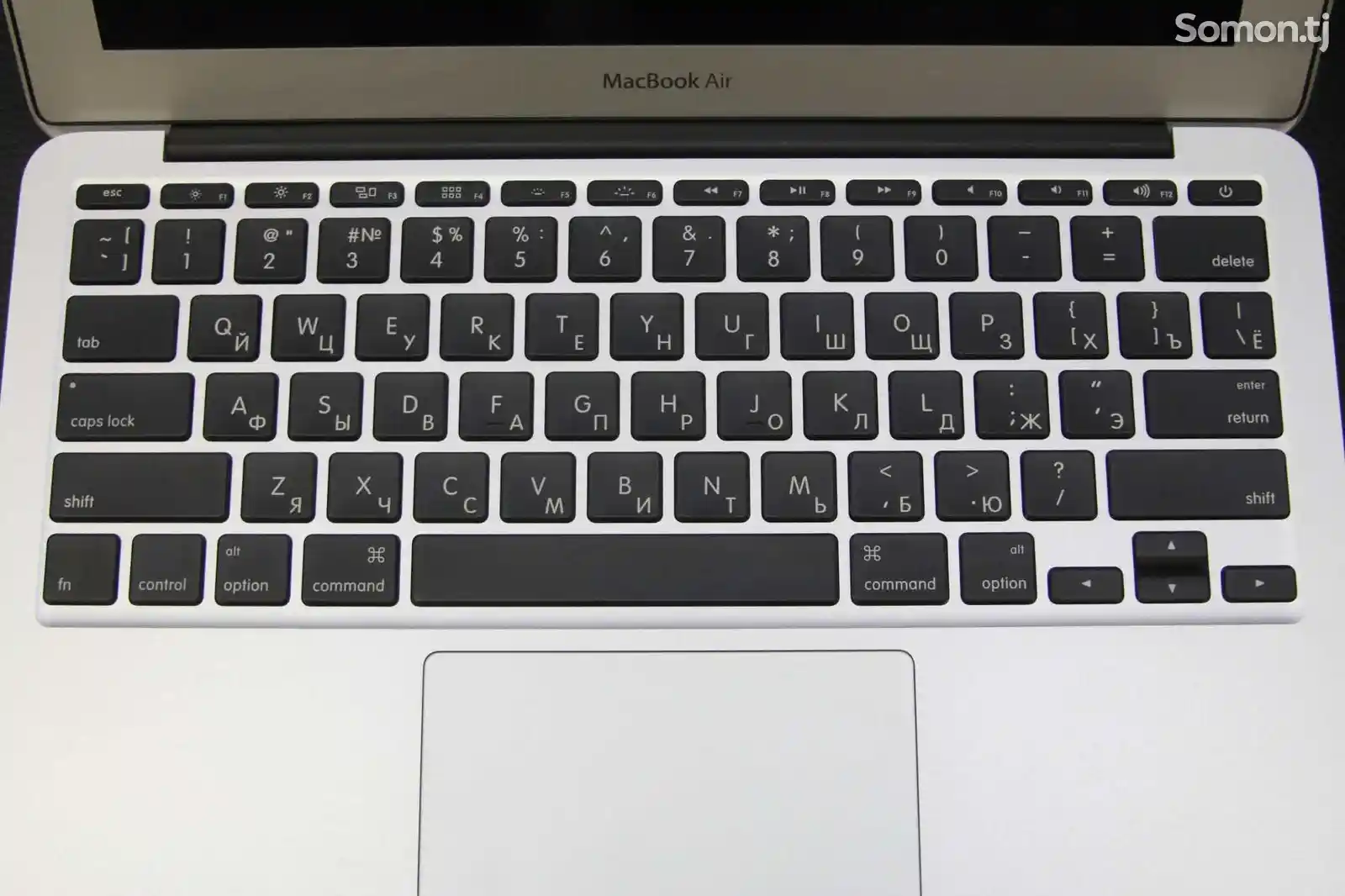 Силиконовая накладка на клавиатуру MacBook-4