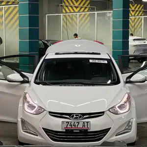 Hyundai Elantra, 2015