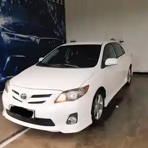 Toyota Corolla, 2013