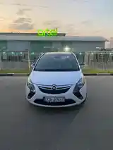 Opel Zafira, 2015-8