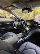 Toyota Camry, 2018-5