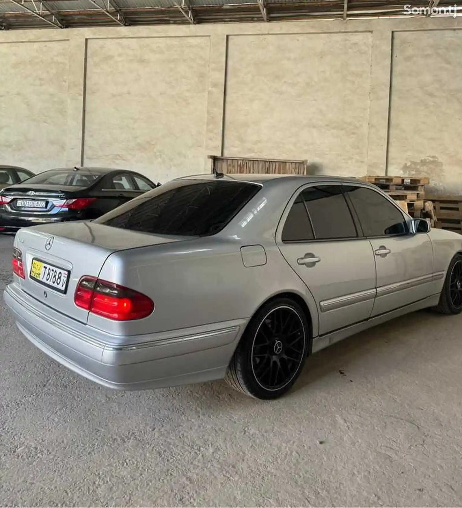 Mercedes-Benz E class, 2000-4