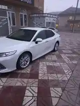 Toyota Camry, 2018-5