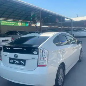 Не тонированные стекла для Toyota Prius