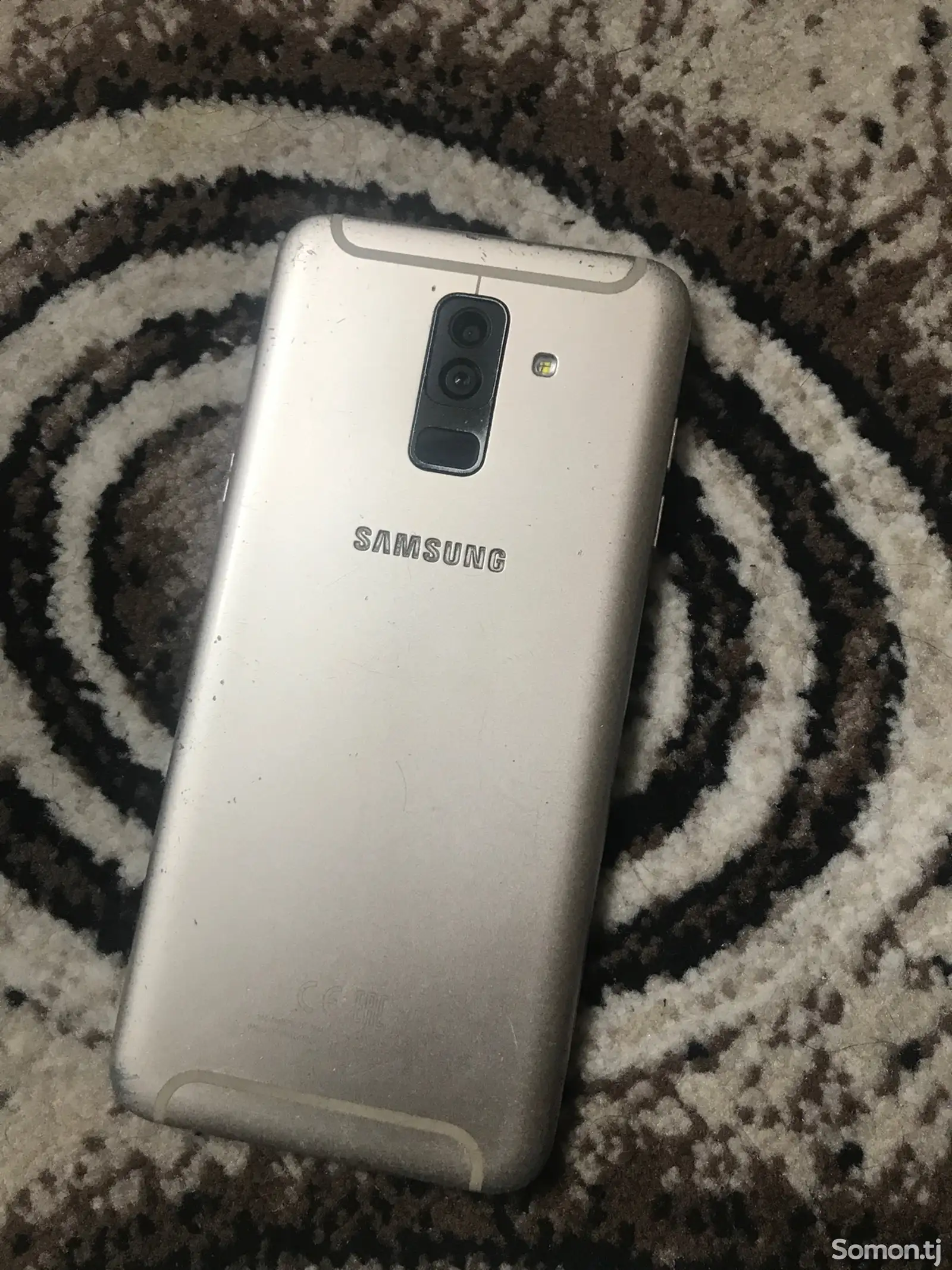 Samsung Galaxy A6+ 2018-1