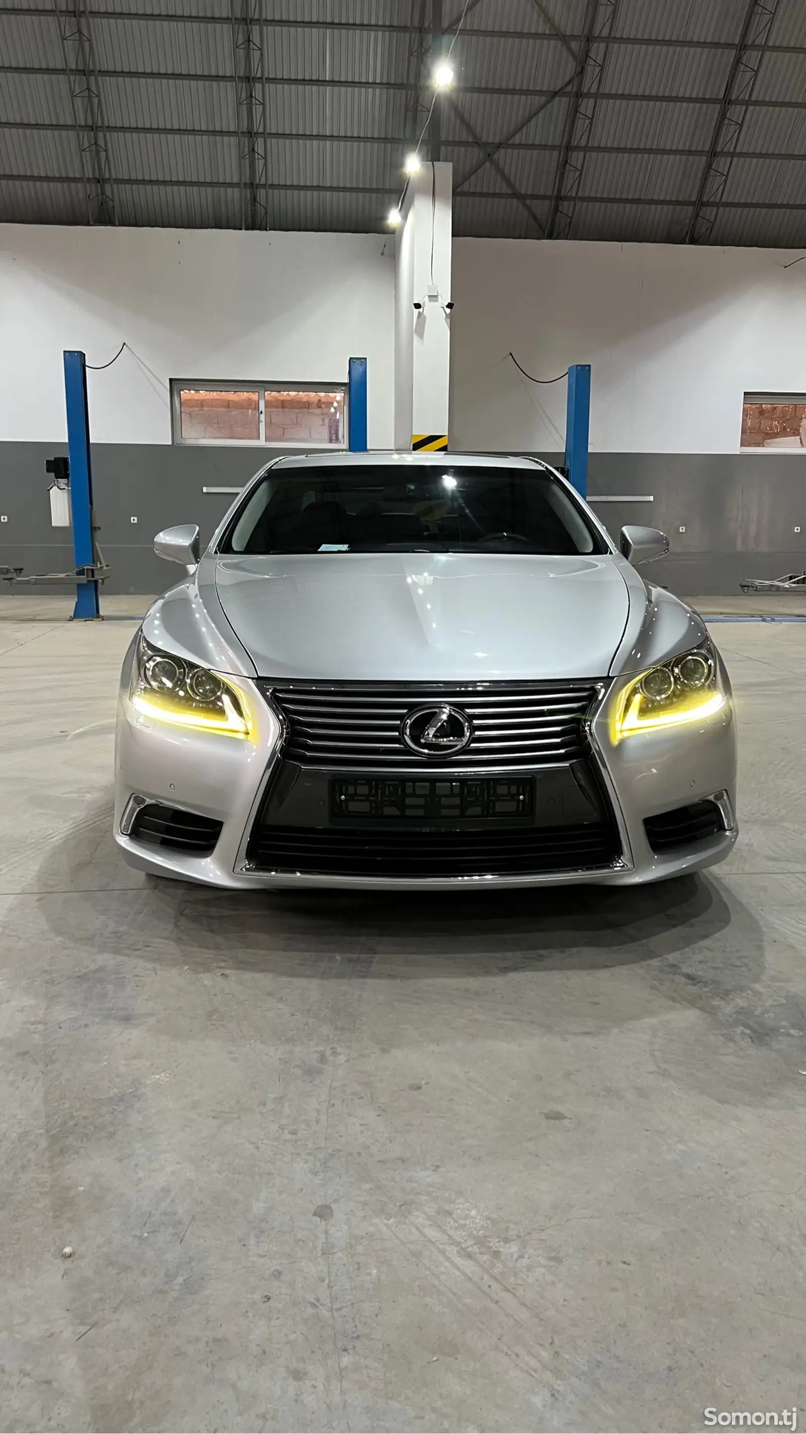 Lexus LS series, 2014-1