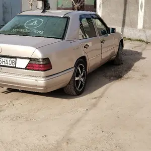 Mercedes-Benz W124, 1991