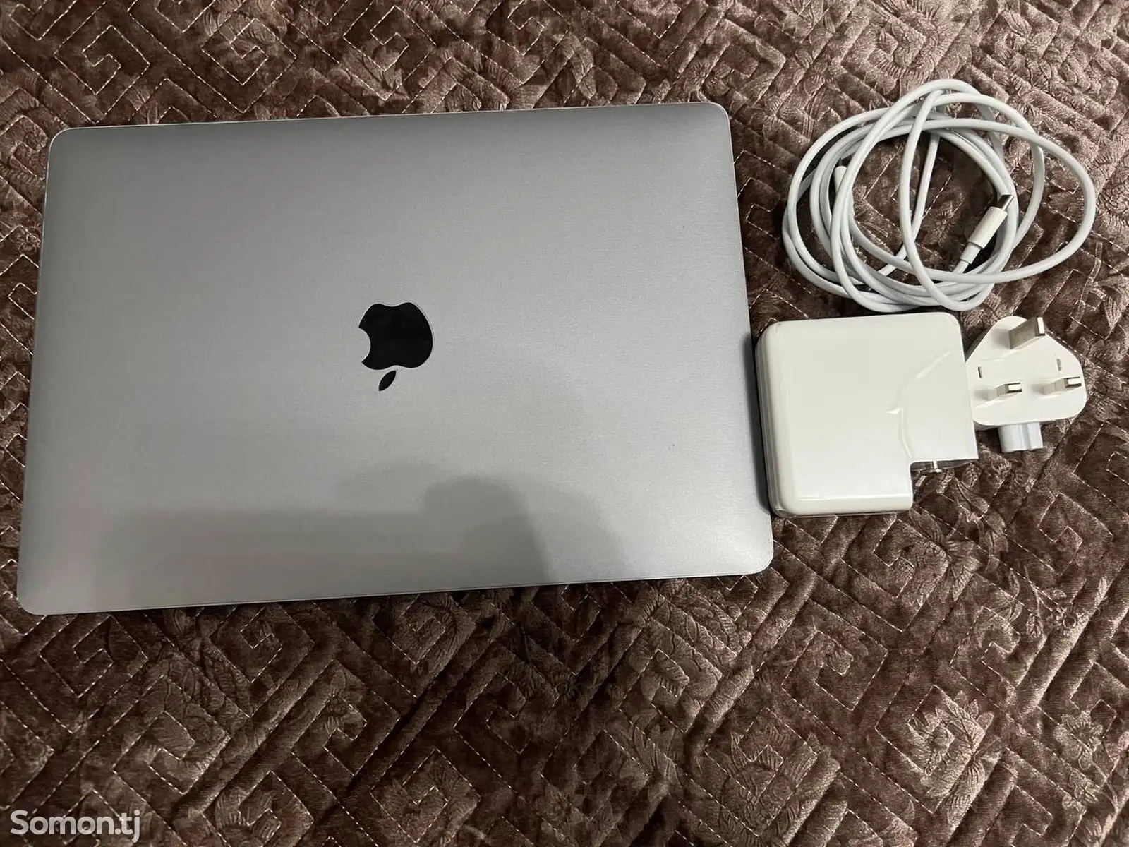 Ноутбук MacBook Pro 13-1