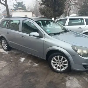 Opel Astra H, 2005