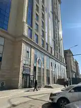 Помещение под свободное назначение, 500м², куч. Айни, Садбарг-6