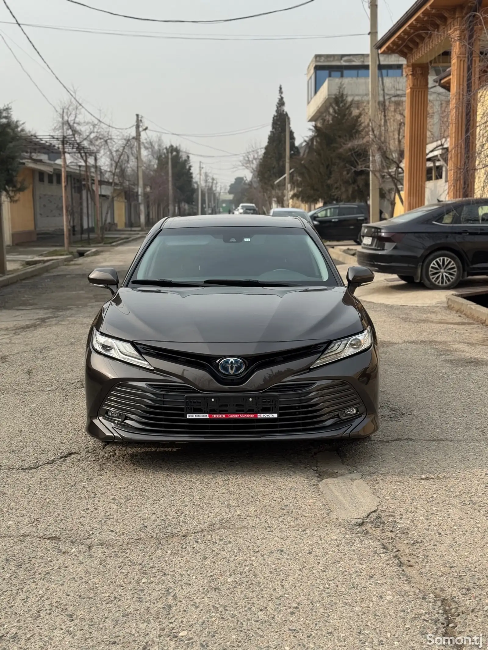 Toyota Camry, 2018-1