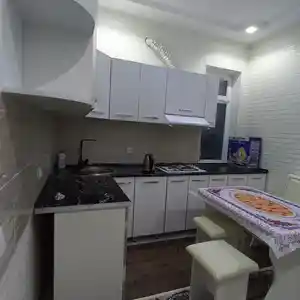 2-комн. квартира, 4 этаж, 55 м², Рудаки