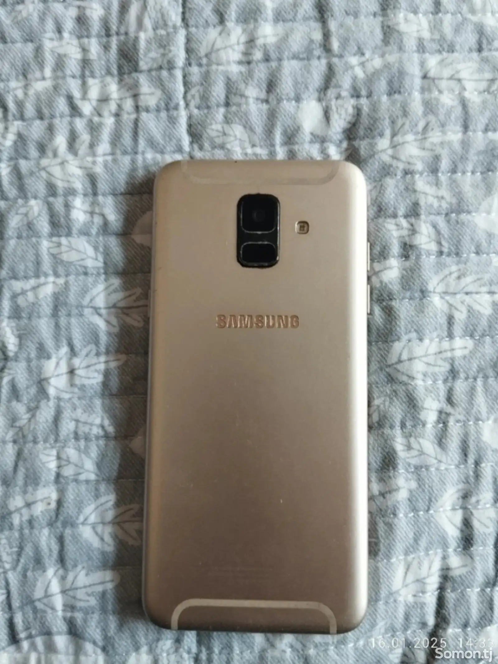 Samsung Galaxy A6-1