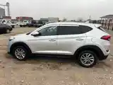 Hyundai Tucson, 2015-7