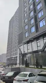 2-комн. квартира, 12 этаж, 71 м², Сомони-15