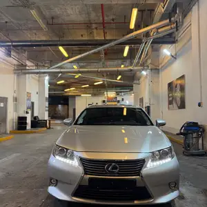 Lexus ES series, 2015