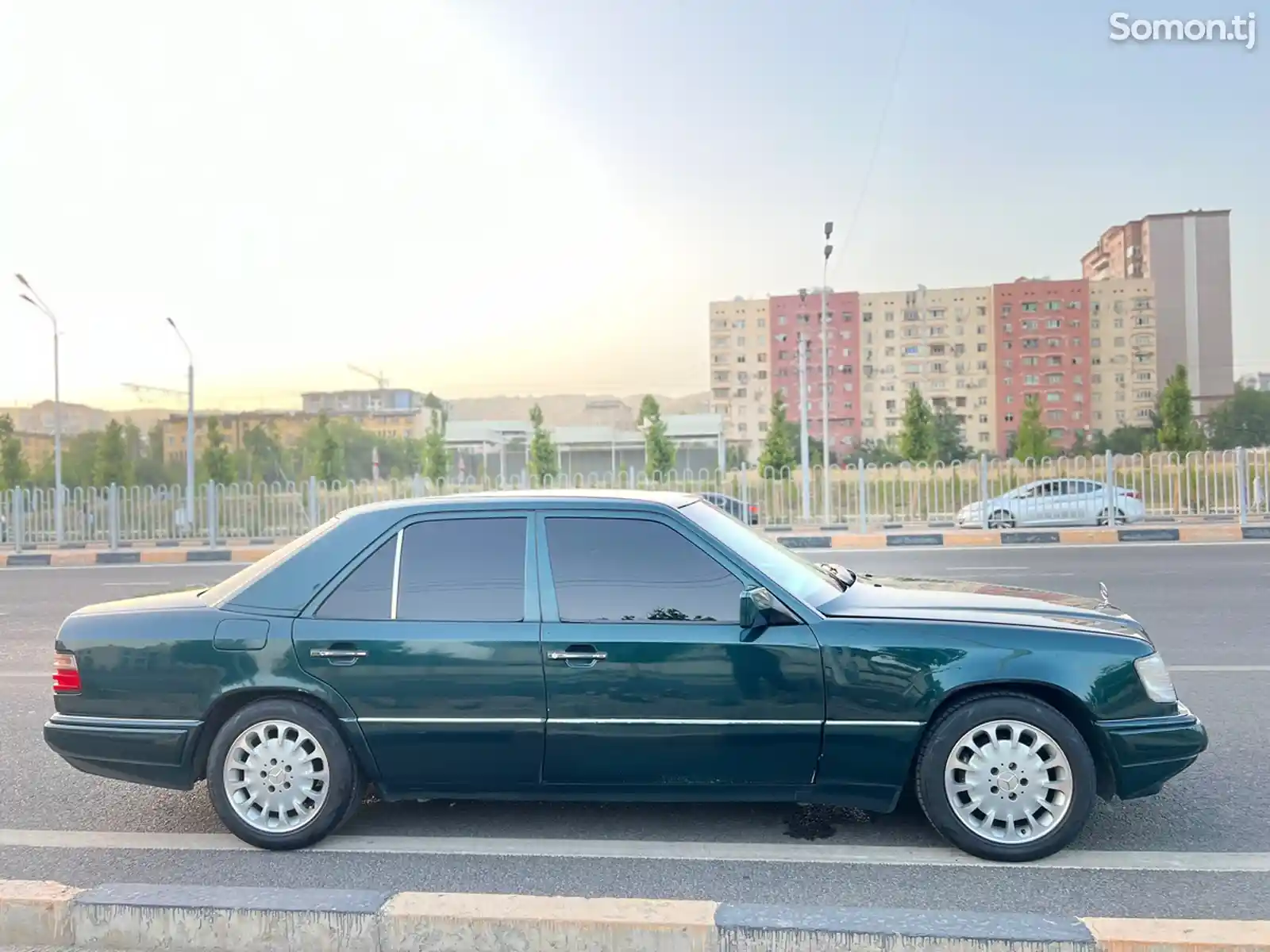 Mercedes-Benz W124, 1995-6