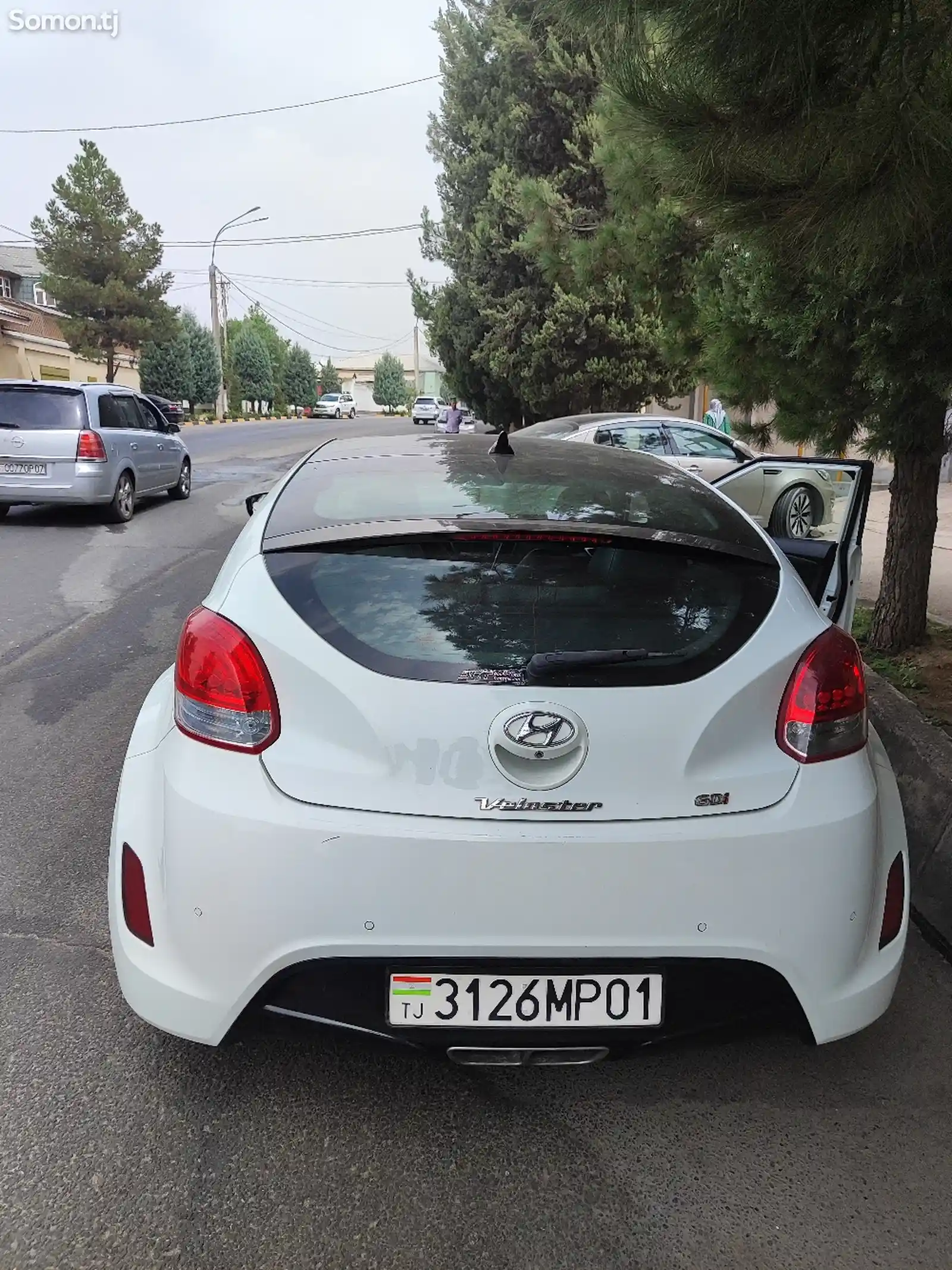 Hyundai Veloster, 2013-1