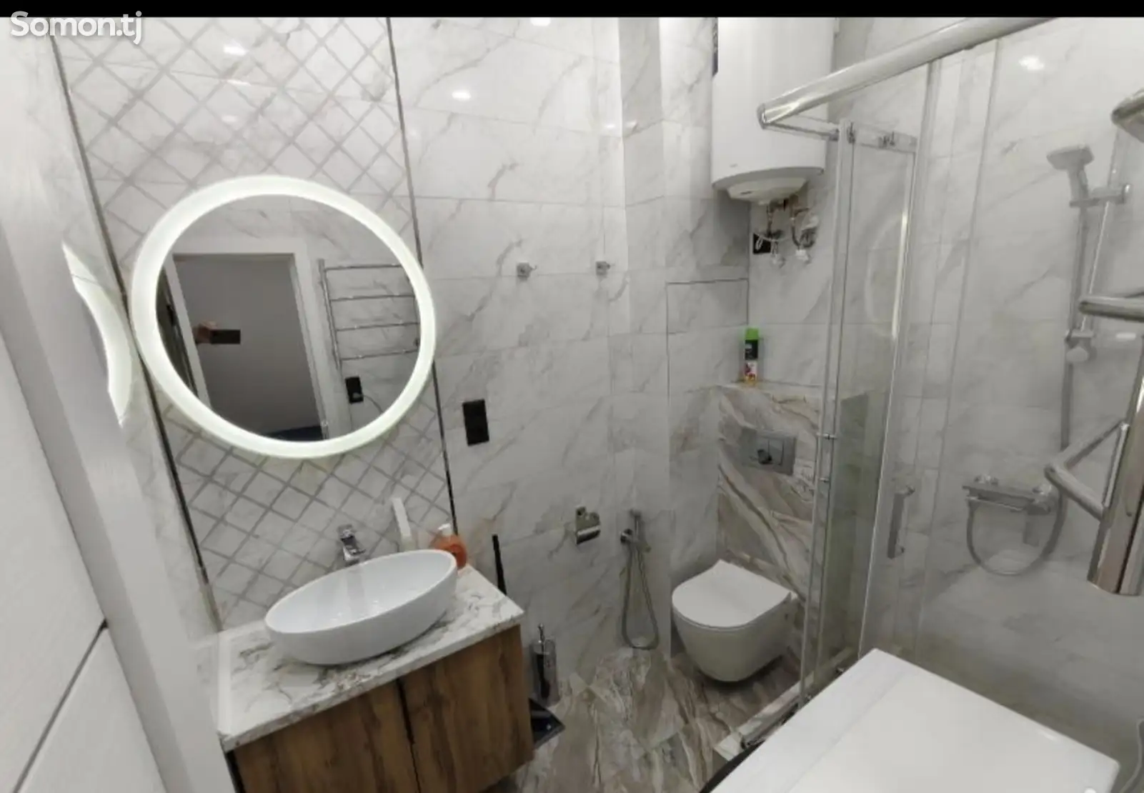 2-комн. квартира, 5 этаж, 70 м², на против Цум