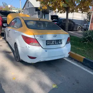 Hyundai Accent, 2016