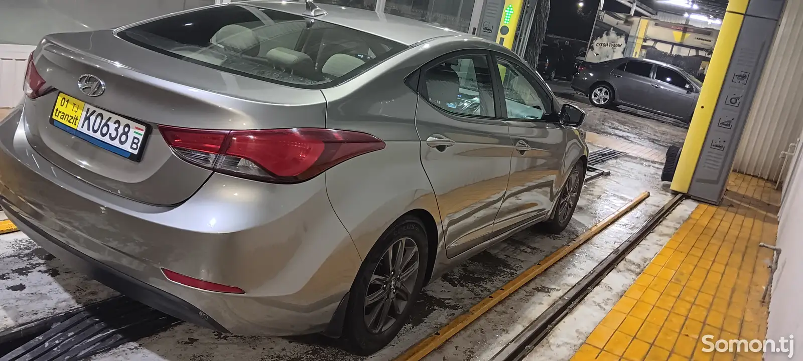 Hyundai Elantra, 2016-5