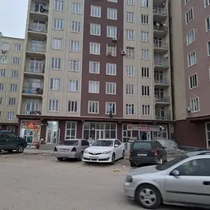 3-комн. квартира, 6 этаж, 82 м², Гипрозем, заправка Тоджирон, дом Ориёнбанк