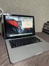 Ноутбук Apple MacBook-4