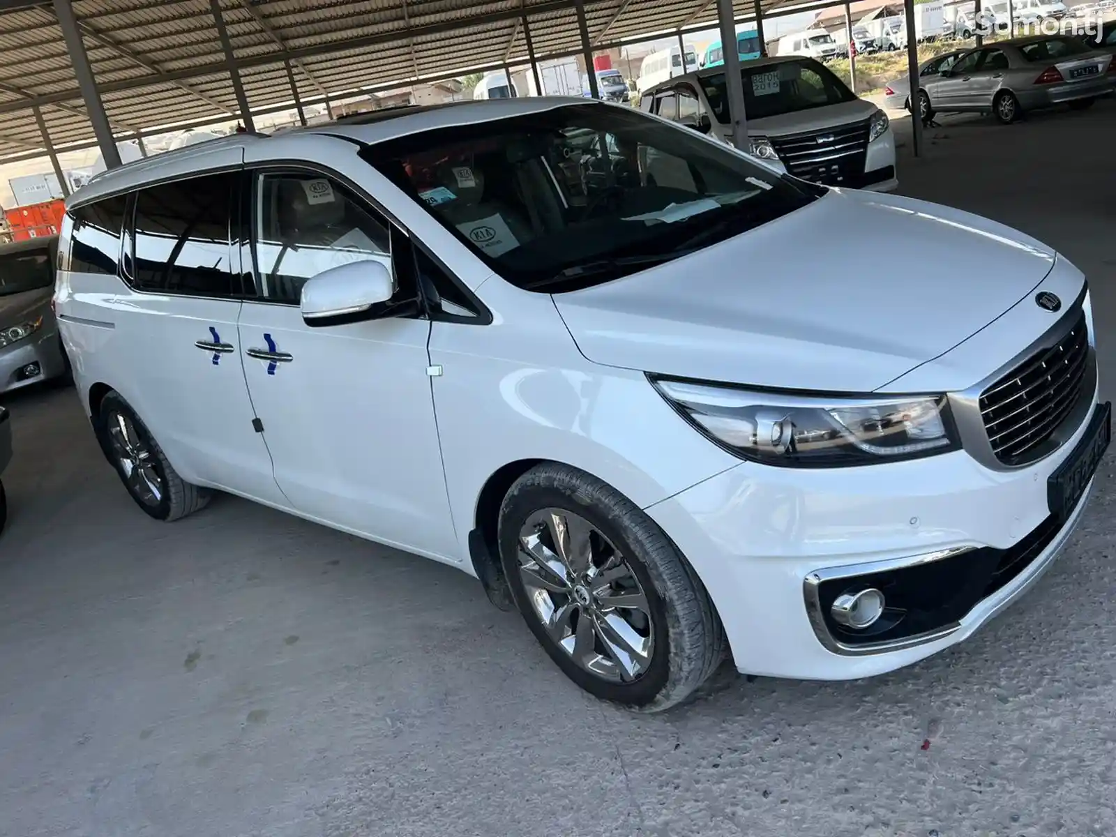 Kia Carnival, 2016-8