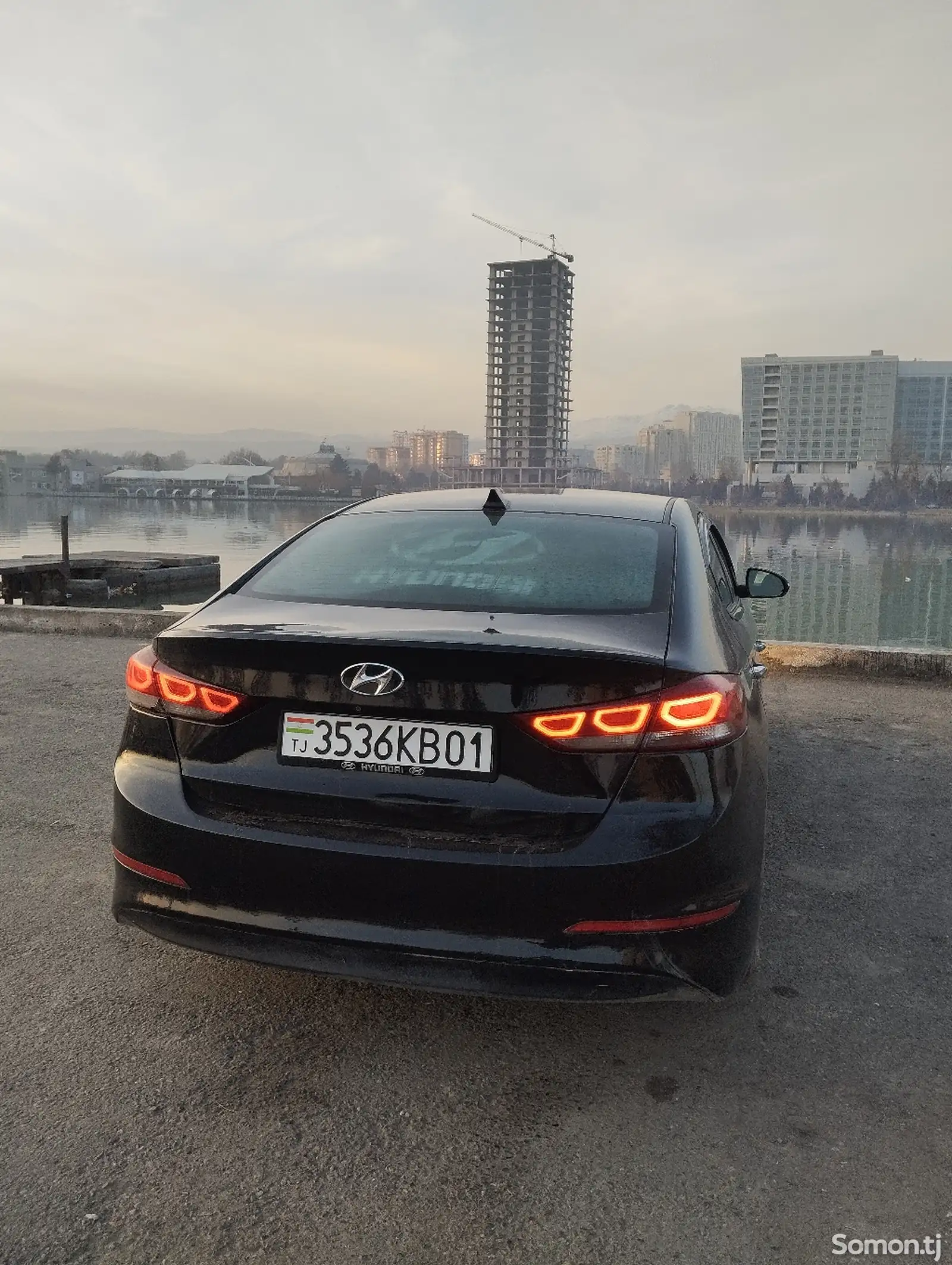 Hyundai Elantra, 2017-1