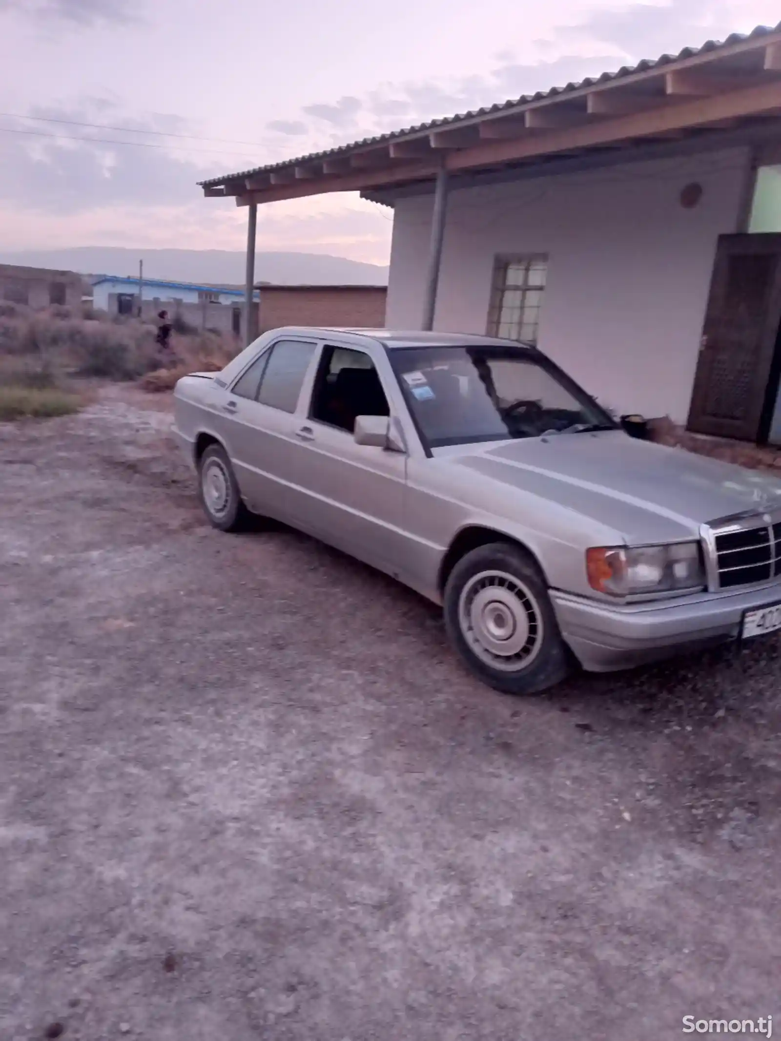 Mercedes-Benz W124, 1990-5