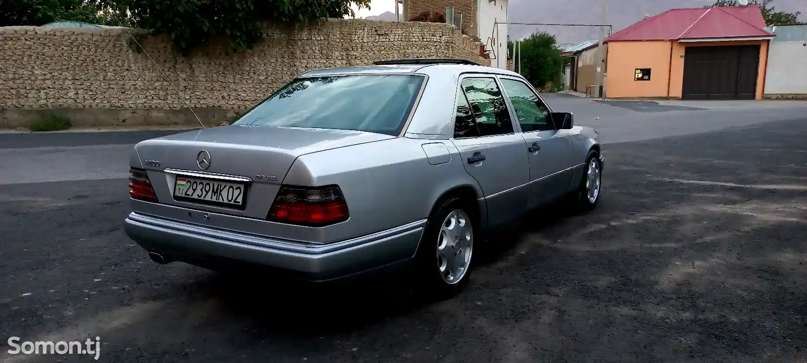 Mercedes-Benz W124, 1995-3