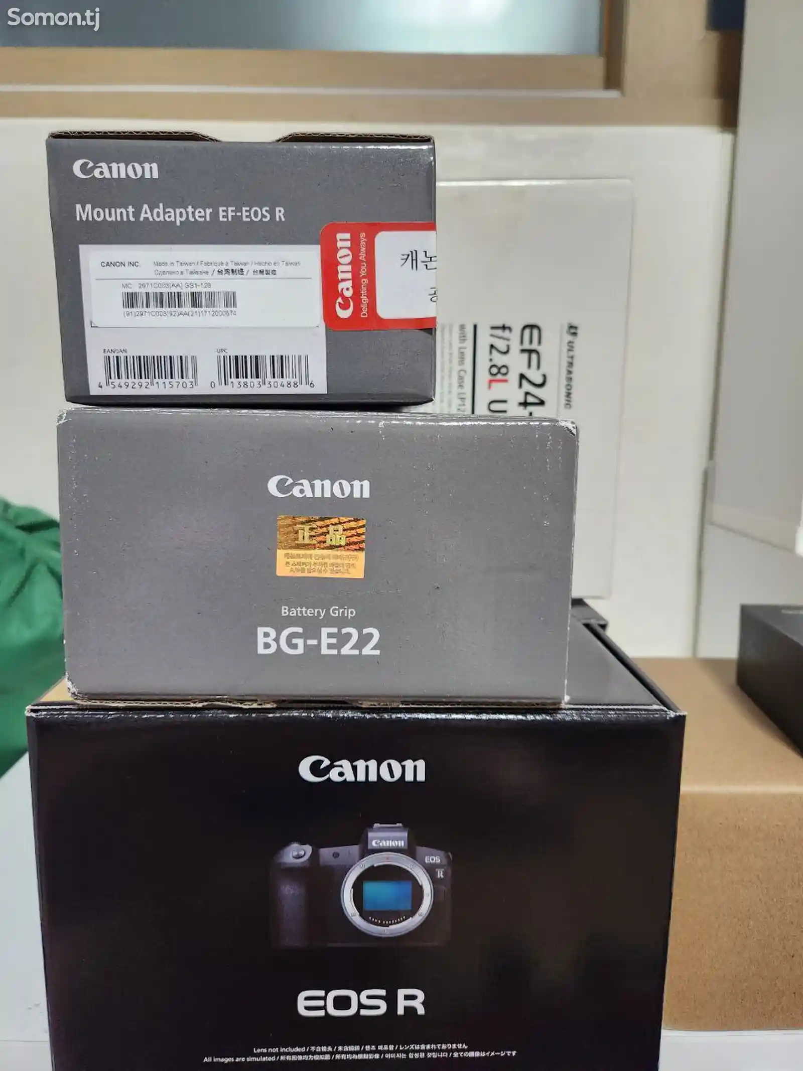 Фотоаппарат Canon EOS R с комплектующими-3