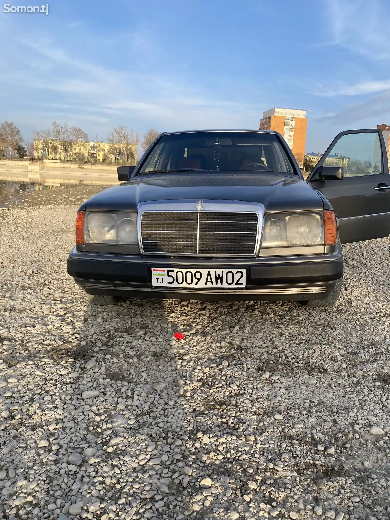 Mercedes-Benz W124, 1990-7