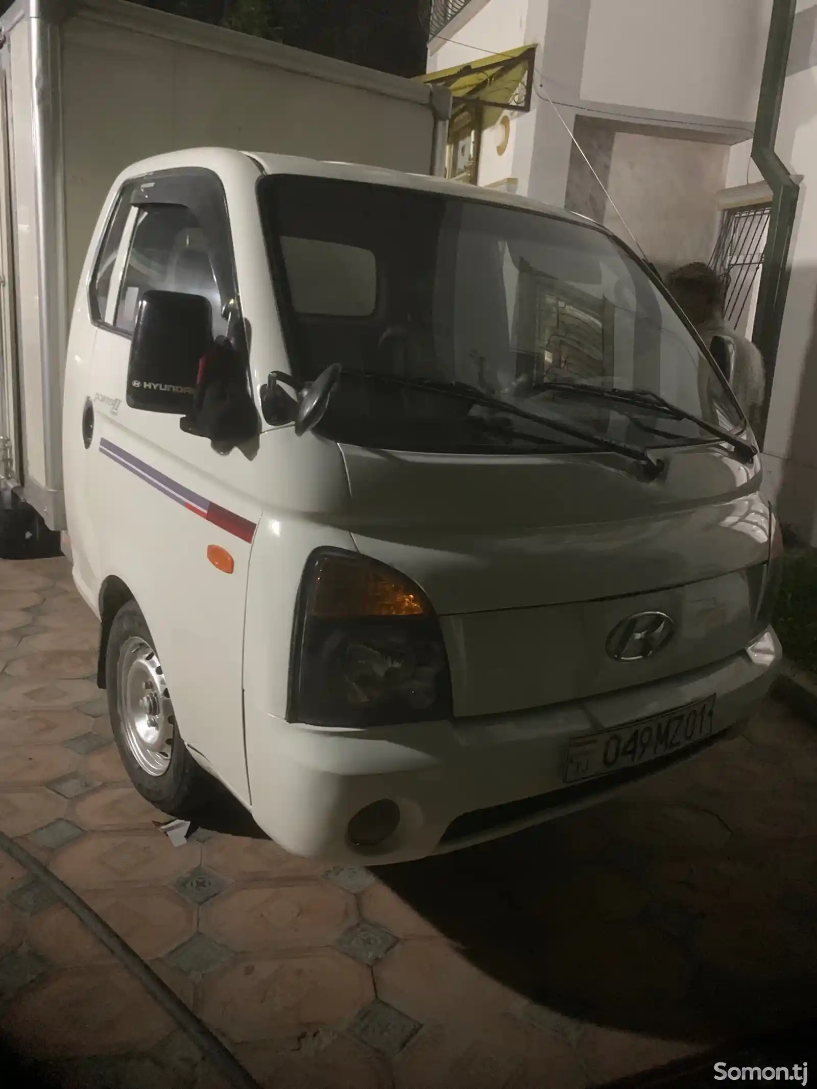 Бортовой автомобиль Hyundai Porter, 2010-2