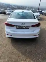 Hyundai Elantra, 2017-2