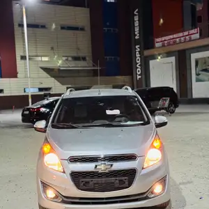 Chevrolet Spark, 2015