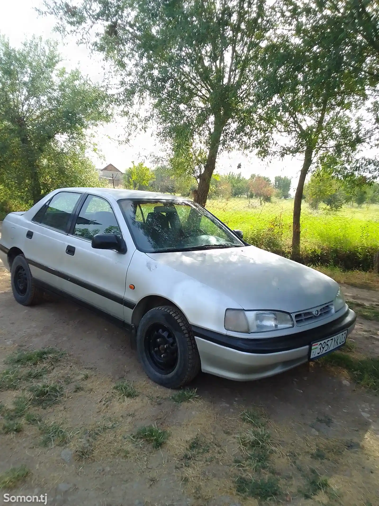 Hyundai Lantra, 1993-2