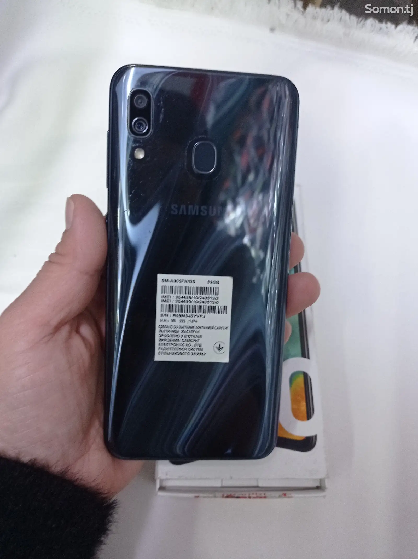 Samsung Galaxy A30-1