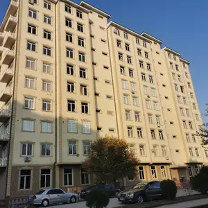 1-комн. квартира, 3 этаж, 42 м², Маркази шаҳр, боги И. Сомони