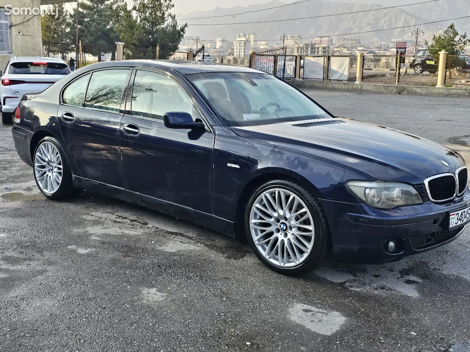 BMW 7 series, 2009